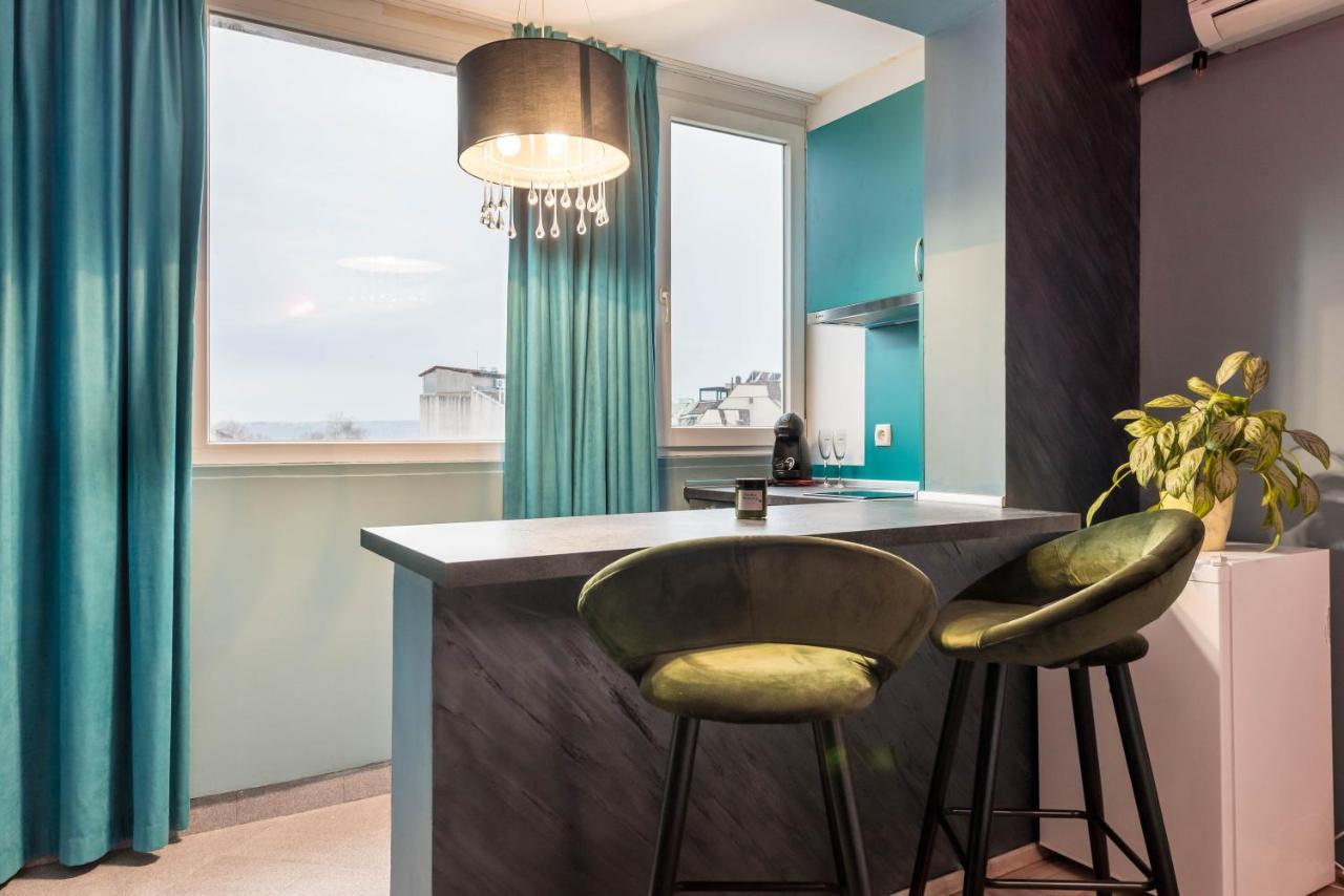 Private Studio In The Centre Варна Екстер'єр фото
